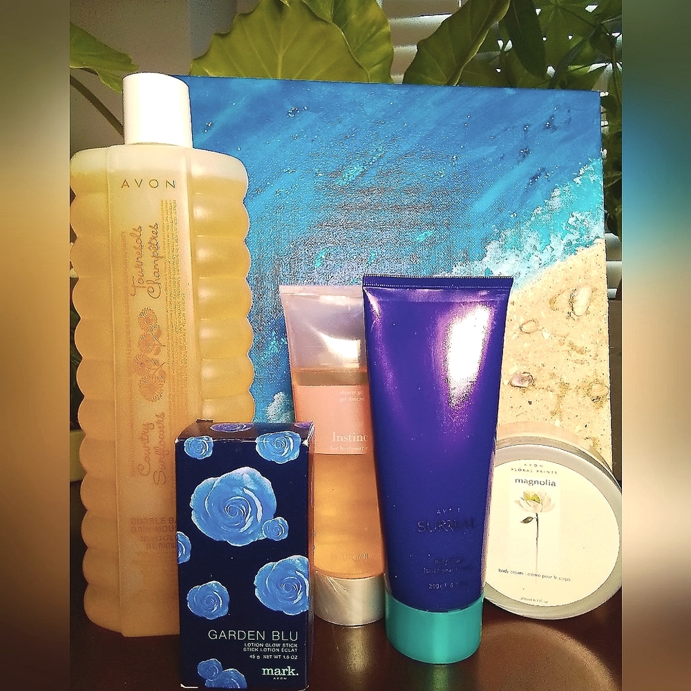 5 item Bundle, Bubble bath, shower gel & 3 different lotions... by Avon and Mark